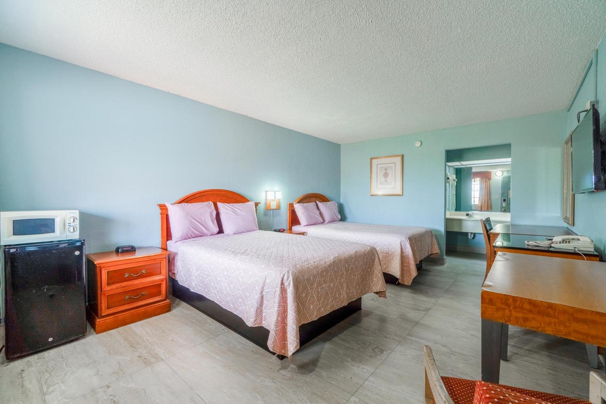 Lone Star Inn & Suites By Oyo Harlingen Tx Exterior foto