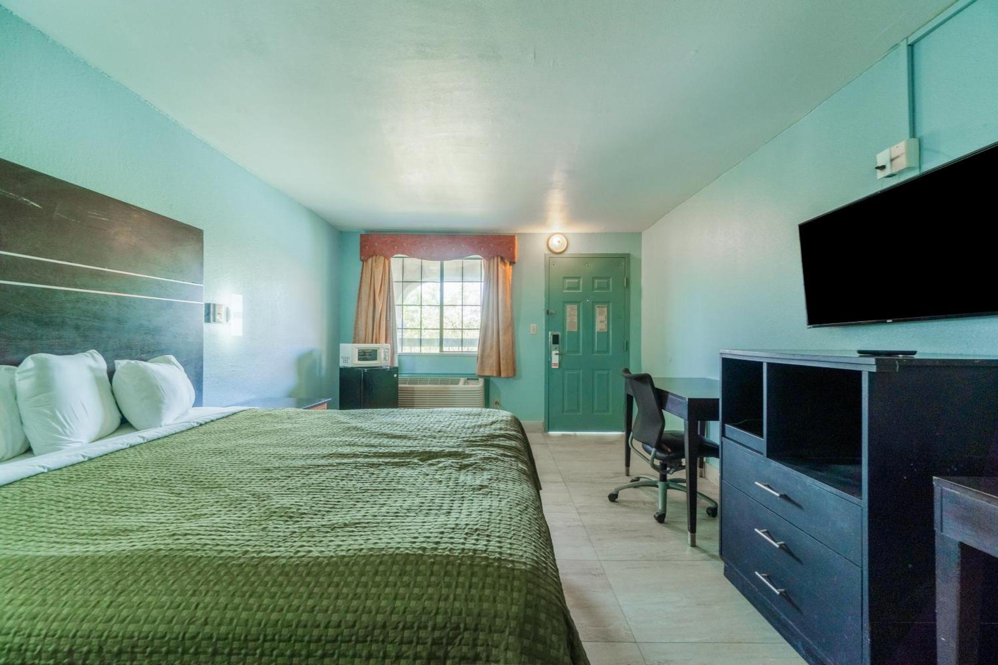 Lone Star Inn & Suites By Oyo Harlingen Tx Exterior foto
