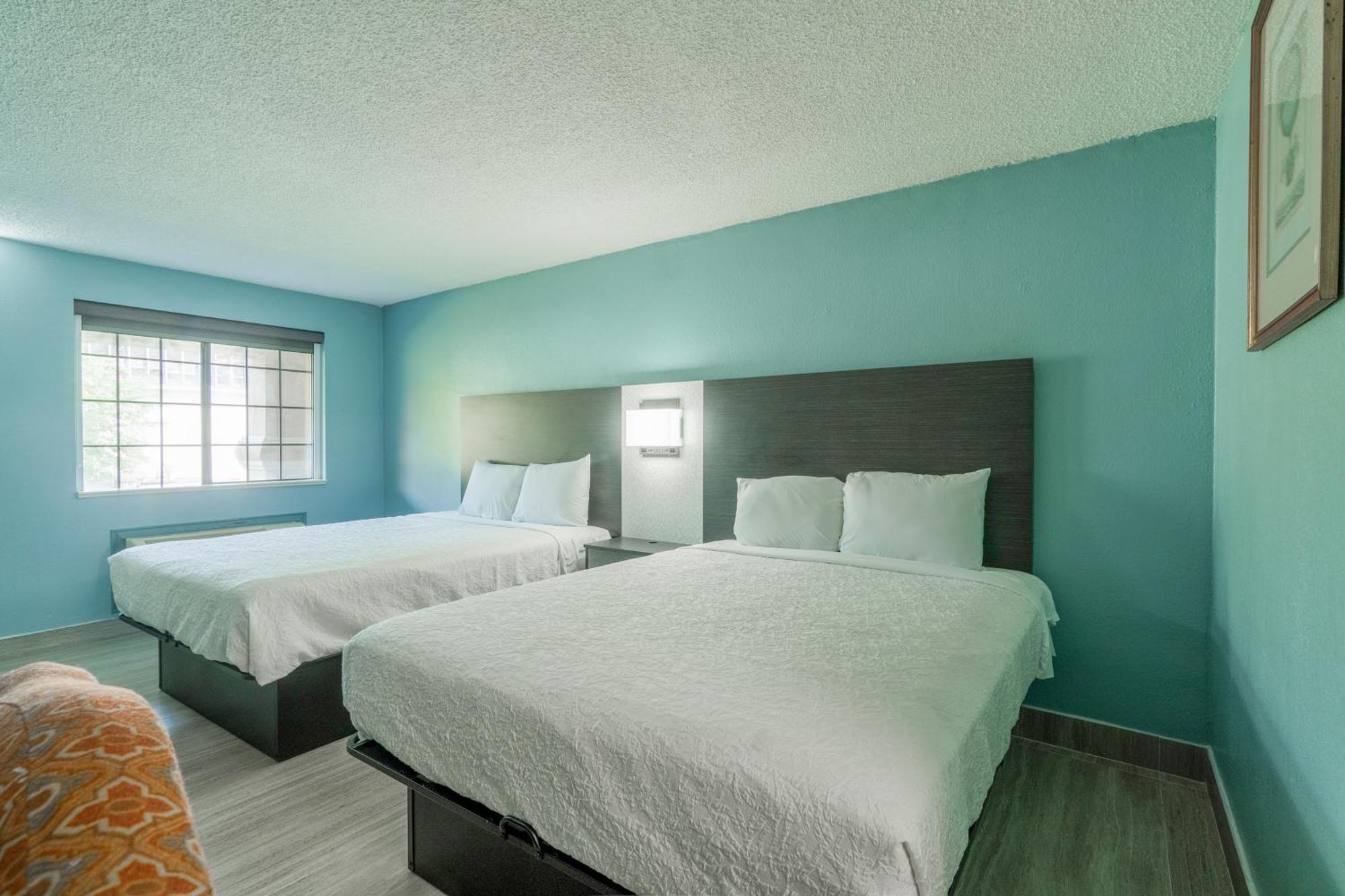 Lone Star Inn & Suites By Oyo Harlingen Tx Exterior foto