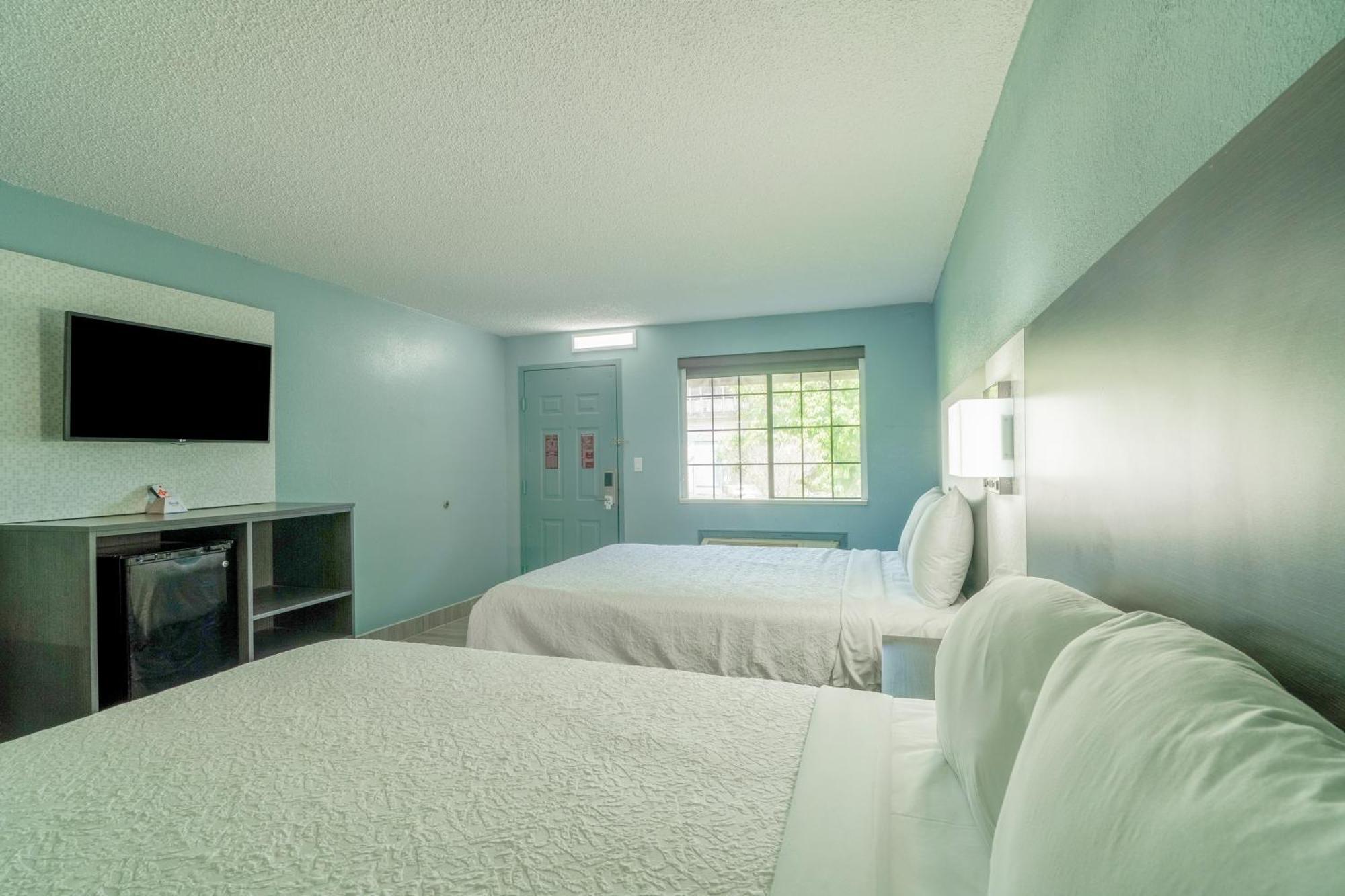Lone Star Inn & Suites By Oyo Harlingen Tx Exterior foto